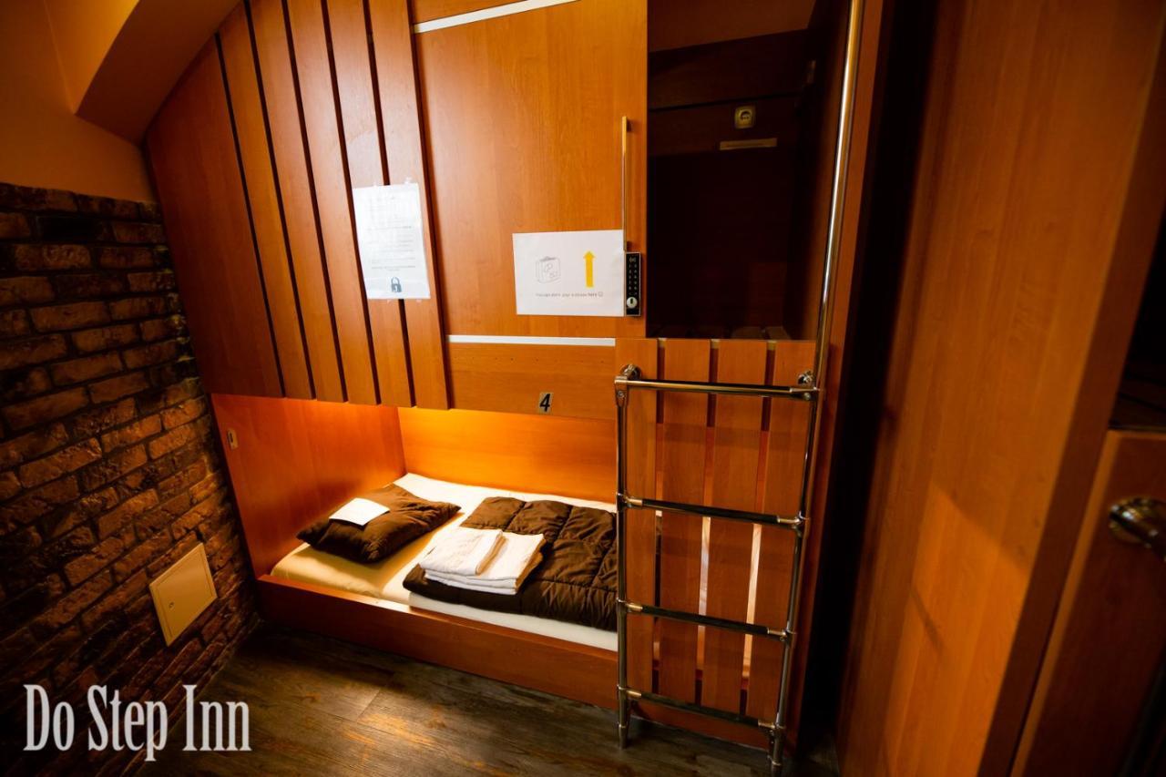 Do Step Inn Central - Self-Service-Hostel เวียนนา ภายนอก รูปภาพ