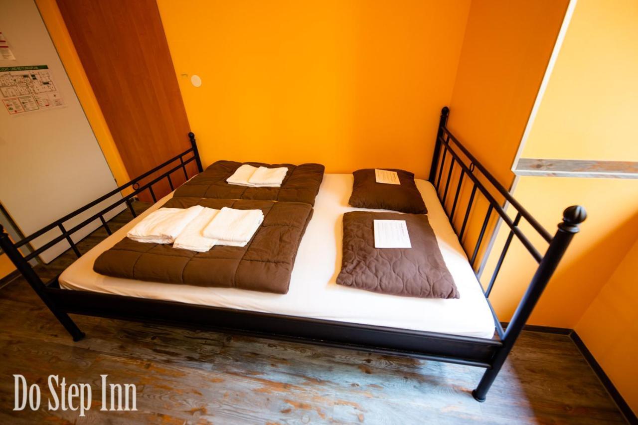 Do Step Inn Central - Self-Service-Hostel เวียนนา ภายนอก รูปภาพ